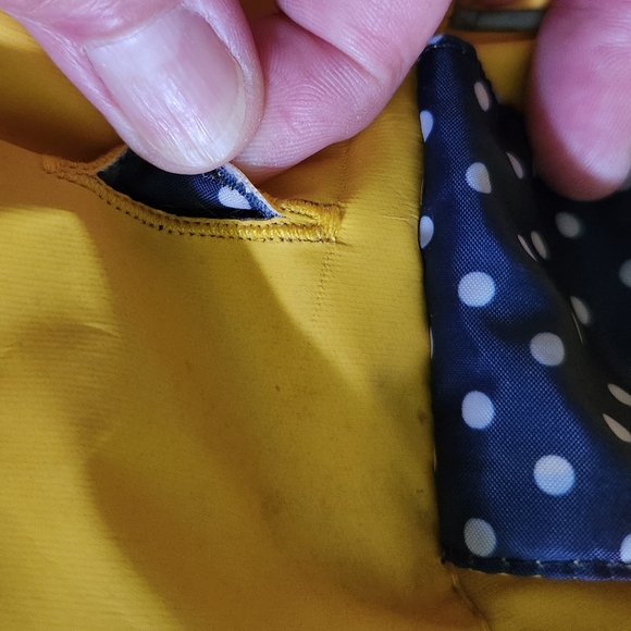 All animals cat dog yellow raincoat brand Good 2 Go - Picture 6 of 14